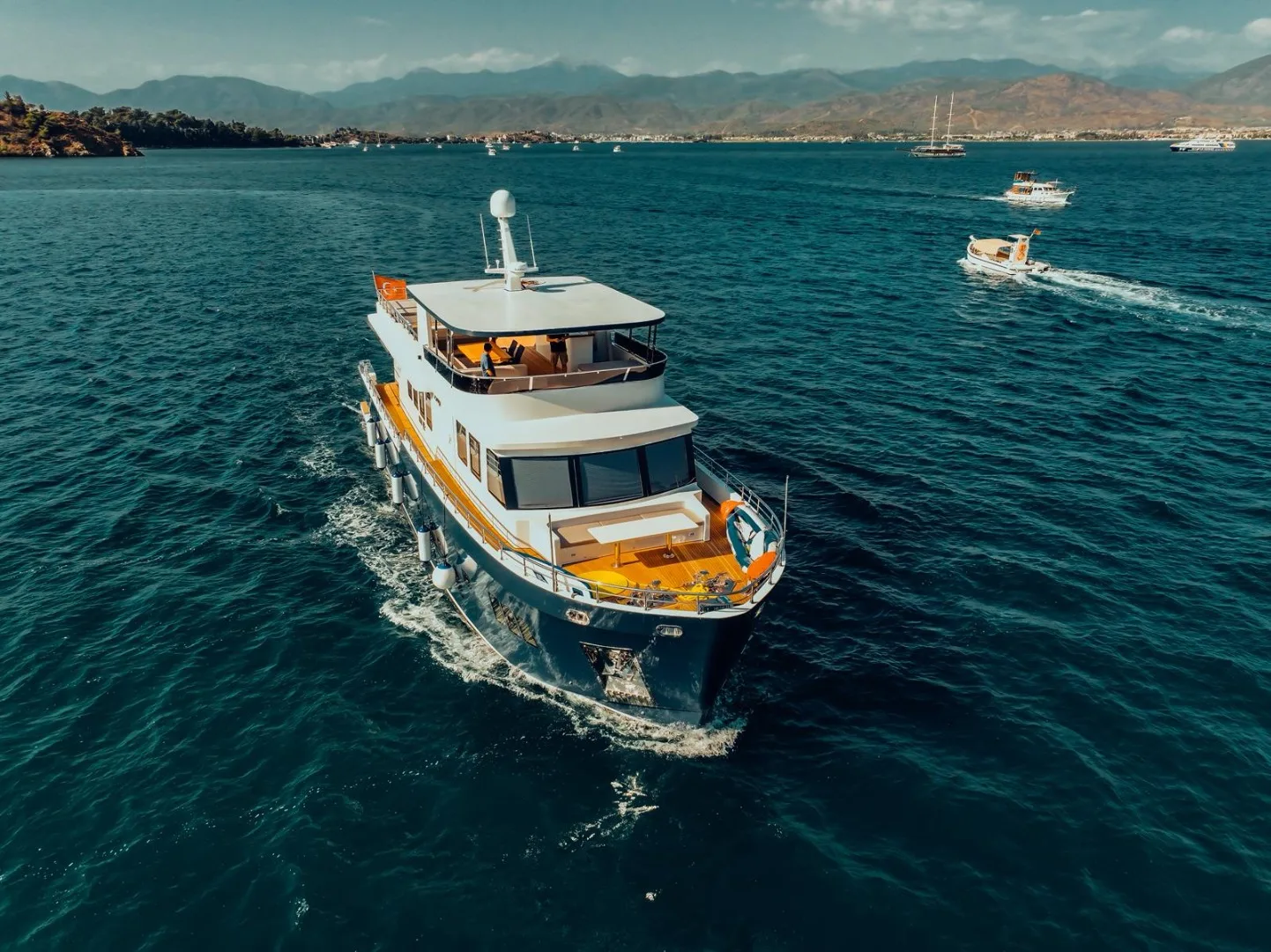 Beluga Trawler Göcek — photo 3