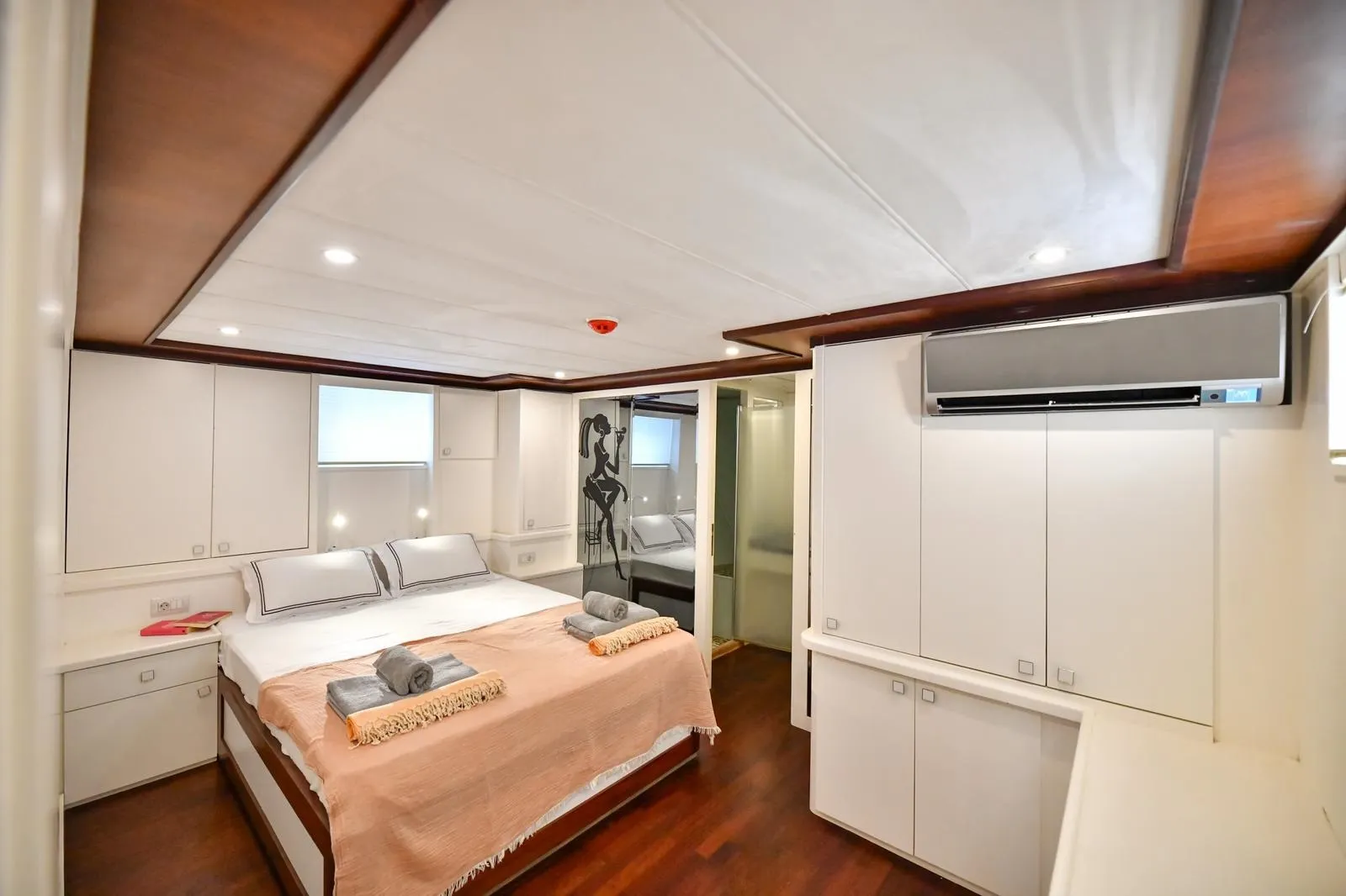 Ruzanna 1 Trawler Fethiye — photo 13