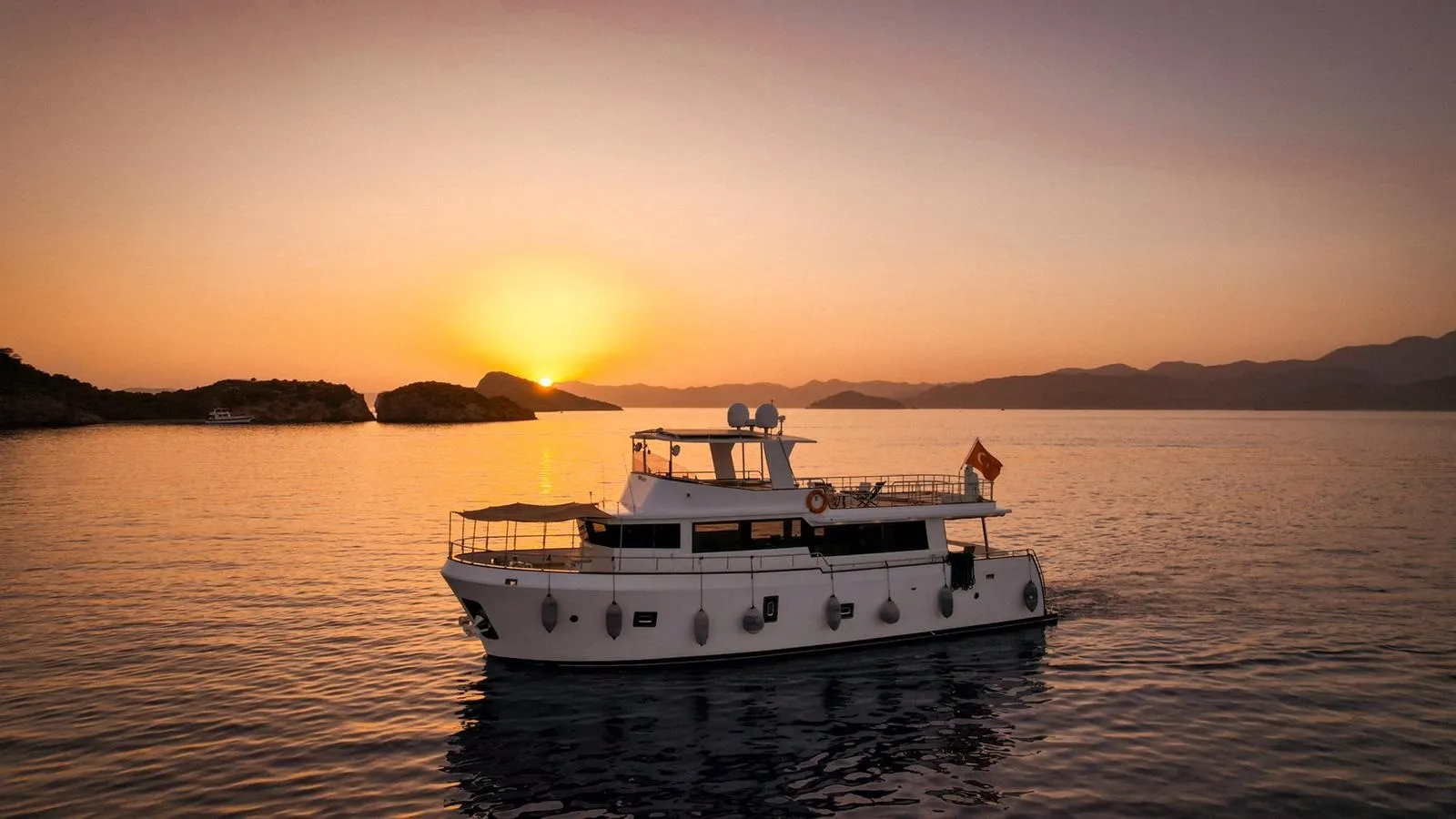 Ruzanna 1 Trawler Fethiye — photo 3